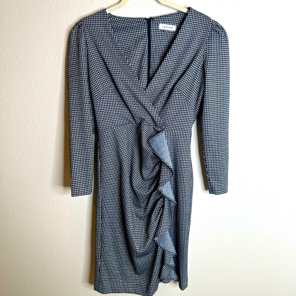 Calvin Klein houndstooth SZ 4 ruffle shimmer dress good condition